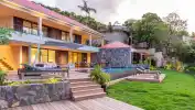 Contemporary 5-bedroom villa in colombier - picture 4 title=