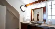 Bathroom 3 - Pix 1