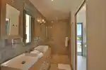 Bathroom 3 - Pix 1